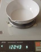 40mls of acid are added to the calcium carbonate